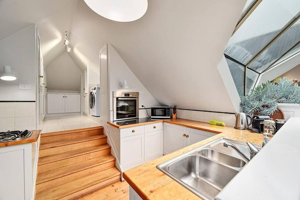 Blackwood Tree Cottage - Heritage Listed Property - Evandale! Dış mekan fotoğraf